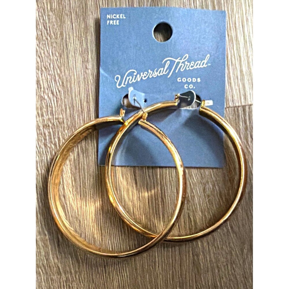 Universal Thread Gold Tone Metal Hoop Earrings Hinged Closure Nickel-Free NWT